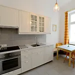 Classy Apartment, 10 Min To The Centre